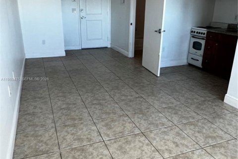 Appartement à louer à South Miami, Floride: 35.21 m2 № 2051598 - photo 5