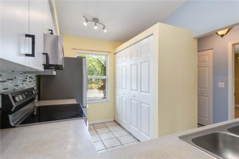 Condominio en venta en Sarasota, Florida, 2 dormitorios, 85.84 m2 № 1681684 - foto 12