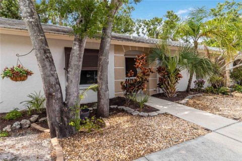 Condominio en venta en Sarasota, Florida, 2 dormitorios, 85.84 m2 № 1681684 - foto 2
