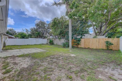 Casa en venta en Largo, Florida, 3 dormitorios, 114.73 m2 № 1899649 - foto 19