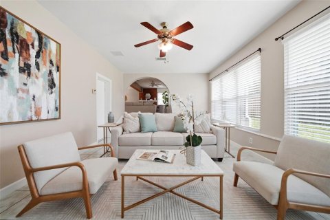 Villa ou maison à vendre à Maitland, Floride: 4 chambres, 180.14 m2 № 2318947 - photo 15