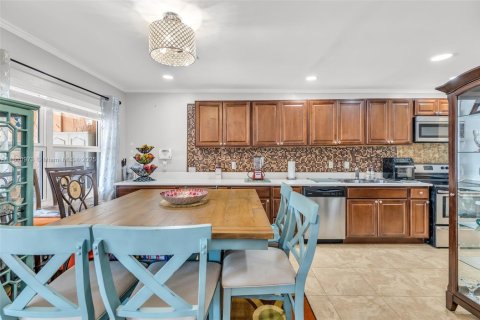 House in North Lauderdale, Florida 2 bedrooms, 89.37 sq.m. № 1756423 - photo 14