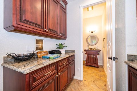 Снять в аренду виллу или дом в Киссимми, Флорида 3 спальни, 255.48м2, № 2119184 - фото 14
