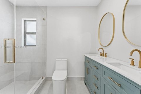 Купить виллу или дом в Форт-Лодердейл, Флорида 4 спальни, 149.39м2, № 2004738 - фото 16