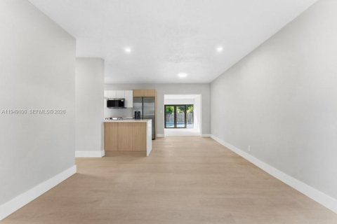 Купить виллу или дом в Форт-Лодердейл, Флорида 4 спальни, 149.39м2, № 2004738 - фото 3