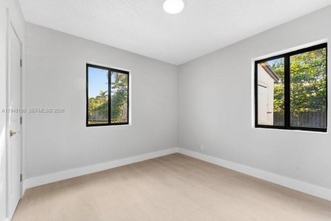 Купить виллу или дом в Форт-Лодердейл, Флорида 4 спальни, 149.39м2, № 2004738 - фото 13