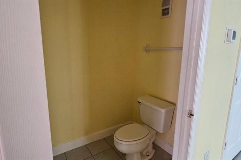 Купить таунхаус в Палм-Харбор, Флорида 13 комнат, 293.57м2, № 2234521 - фото 23