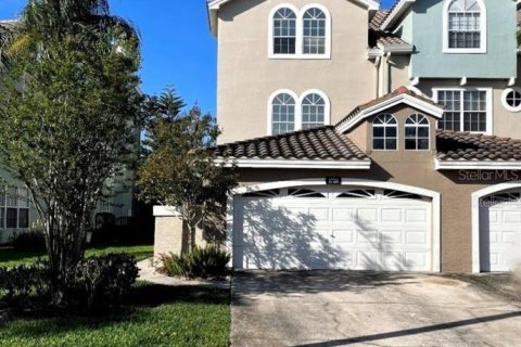 Townhouse in Palm Harbor, Florida 4 bedrooms, 293.57 sq.m. № 2234521