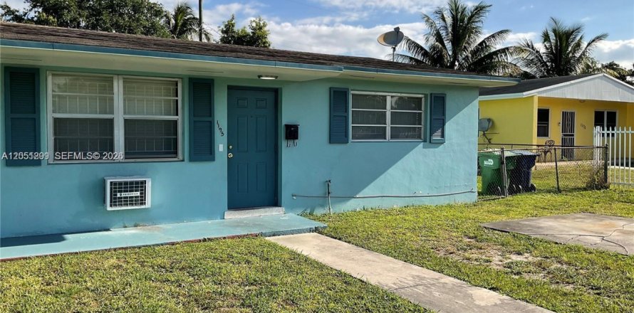 Villa ou maison à Miami, Floride 2 chambres, 170.01 m2 № 2172980