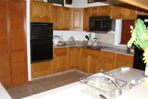 Casa en venta en Orlando, Florida, 4 dormitorios, 213.95 m2 № 1675502 - foto 2