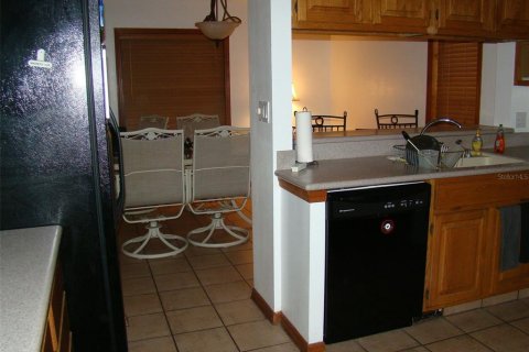 House in Orlando, Florida 4 bedrooms, 213.95 sq.m. № 1675502 - photo 4