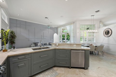 Casa en venta en Weston, Florida, 5 dormitorios, 246.28 m2 № 2370021 - foto 12