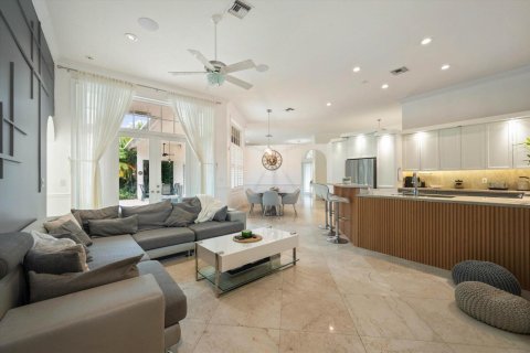 Casa en venta en Weston, Florida, 5 dormitorios, 246.28 m2 № 2370021 - foto 16