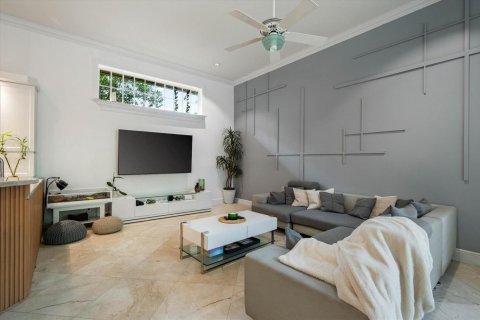 Casa en venta en Weston, Florida, 5 dormitorios, 246.28 m2 № 2370021 - foto 20