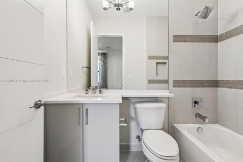 Villa ou maison à vendre à Boca Raton, Floride: 5 chambres, 495.17 m2 № 1858628 - photo 16