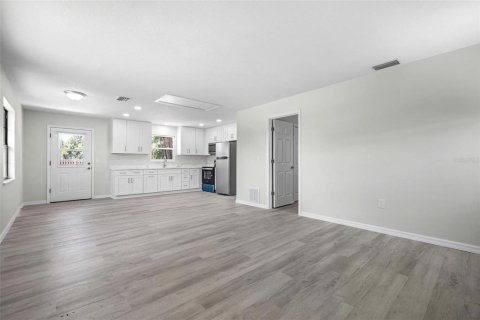 Villa ou maison à vendre à Nokomis, Floride: 3 chambres, 191.01 m2 № 2321089 - photo 6