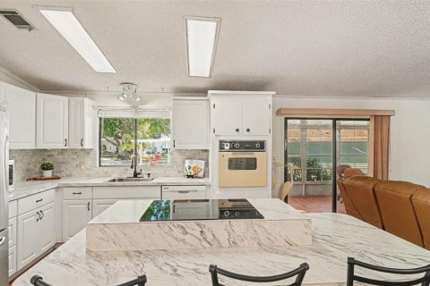 Villa ou maison à vendre à Palmetto, Floride: 2 chambres, 141.03 m2 № 2195956 - photo 11