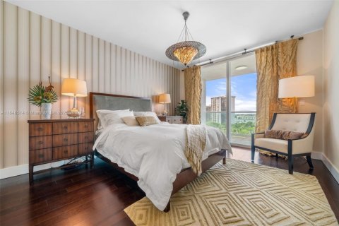 Copropriété à louer à Aventura, Floride: 4 chambres, 321.81 m2 № 1850704 - photo 14