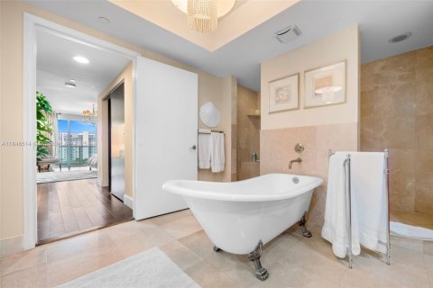 Copropriété à louer à Aventura, Floride: 4 chambres, 321.81 m2 № 1850704 - photo 12