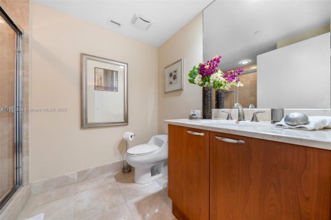 Copropriété à louer à Aventura, Floride: 4 chambres, 321.81 m2 № 1850704 - photo 19
