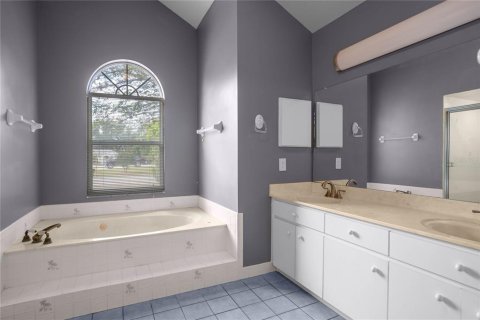 House in Crystal River, Florida 3 bedrooms, 217.11 sq.m. № 1851511 - photo 22