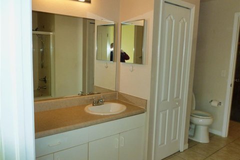 Condominio en alquiler en Sarasota, Florida, 1 dormitorio, 77.02 m2 № 1840284 - foto 24