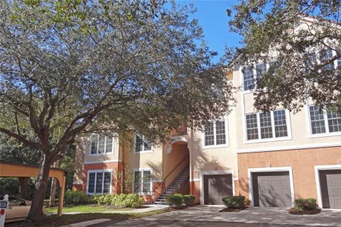 Condominio en alquiler en Sarasota, Florida, 1 dormitorio, 77.02 m2 № 1840284 - foto 1