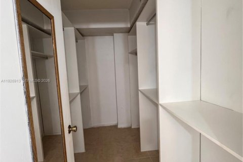 Снять в аренду кондоминиум в Плантация, Флорида 2 спальни, 117.06м2, № 2091254 - фото 10
