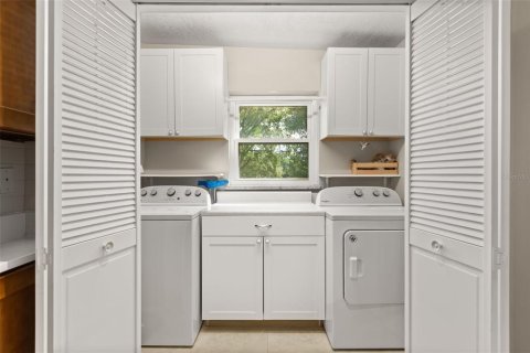 Casa en venta en Orlando, Florida, 3 dormitorios, 136.94 m2 № 2405490 - foto 20
