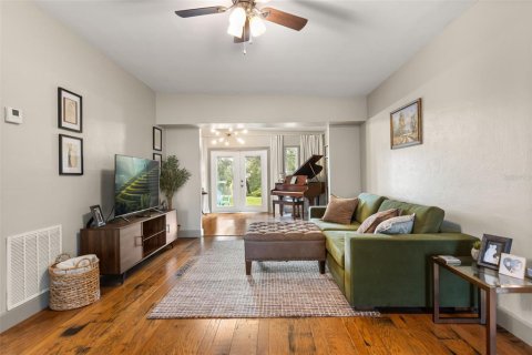 Casa en venta en Orlando, Florida, 3 dormitorios, 136.94 m2 № 2405490 - foto 8