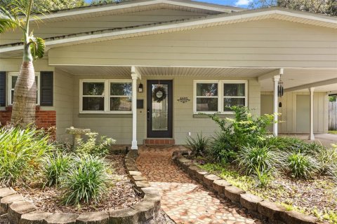 Casa en venta en Orlando, Florida, 3 dormitorios, 136.94 m2 № 2405490 - foto 2