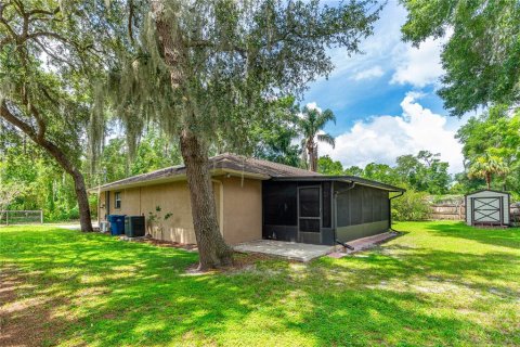 House in DeLand, Florida 3 bedrooms, 140.75 sq.m. № 1831929 - photo 24
