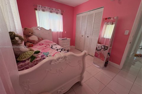 Condo in Miami, Florida, 3 bedrooms  № 2005477 - photo 8