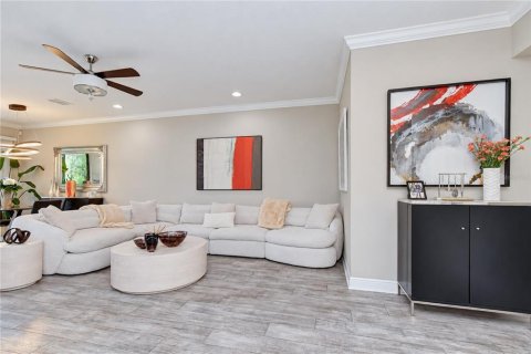 Touwnhouse à vendre à Tampa, Floride: 3 chambres, 179.58 m2 № 2400478 - photo 10