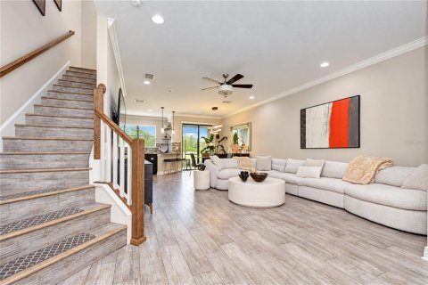 Touwnhouse à vendre à Tampa, Floride: 3 chambres, 179.58 m2 № 2400478 - photo 9