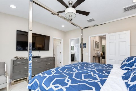 Touwnhouse à vendre à Tampa, Floride: 3 chambres, 179.58 m2 № 2400478 - photo 3