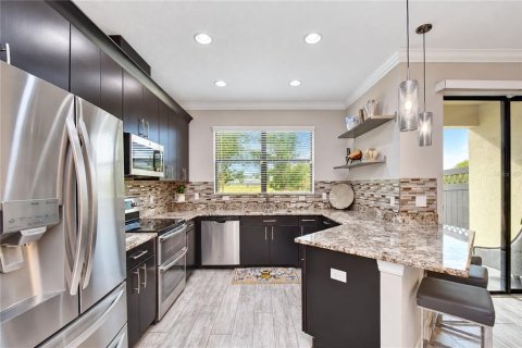 Touwnhouse à vendre à Tampa, Floride: 3 chambres, 179.58 m2 № 2400478 - photo 19