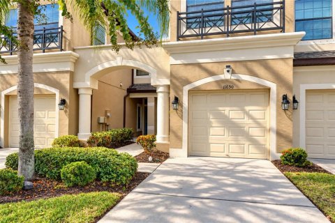 Touwnhouse à vendre à Tampa, Floride: 3 chambres, 179.58 m2 № 2400478 - photo 5