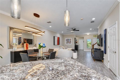 Touwnhouse à vendre à Tampa, Floride: 3 chambres, 179.58 m2 № 2400478 - photo 21