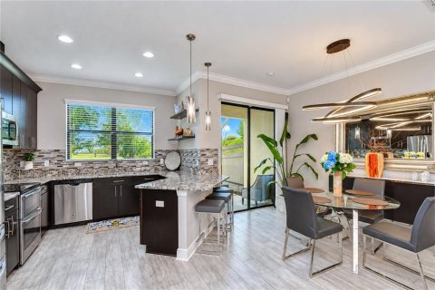Touwnhouse à vendre à Tampa, Floride: 3 chambres, 179.58 m2 № 2400478 - photo 20