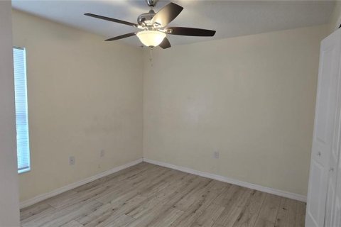 Casa en alquiler en Eustis, Florida, 3 dormitorios, 139.73 m2 № 1883019 - foto 17