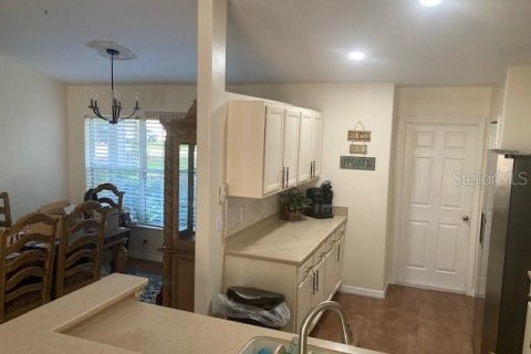 Casa en alquiler en Eustis, Florida, 3 dormitorios, 139.73 m2 № 1883019 - foto 3