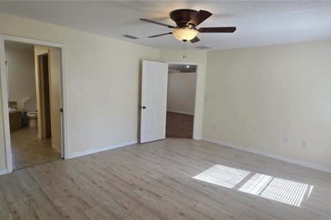 Casa en alquiler en Eustis, Florida, 3 dormitorios, 139.73 m2 № 1883019 - foto 11