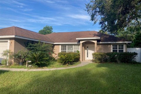 Casa en alquiler en Eustis, Florida, 3 dormitorios, 139.73 m2 № 1883019 - foto 1