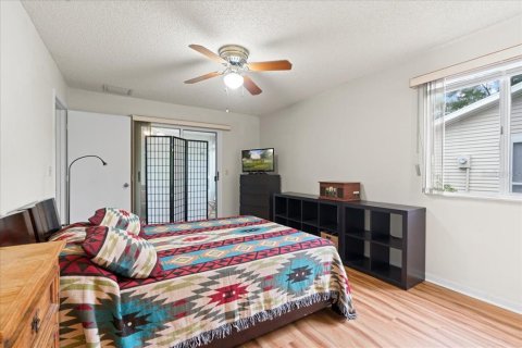 House in Ocala, Florida 2 bedrooms, 121.33 sq.m. № 1914244 - photo 16