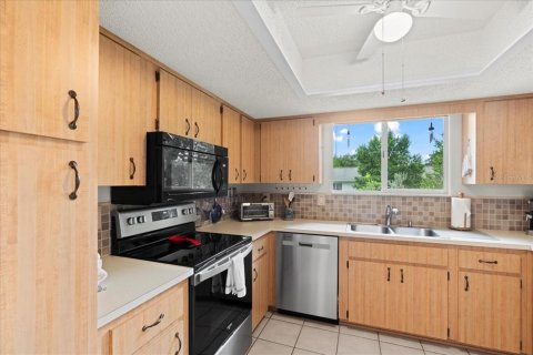 House in Ocala, Florida 2 bedrooms, 121.33 sq.m. № 1914244 - photo 24