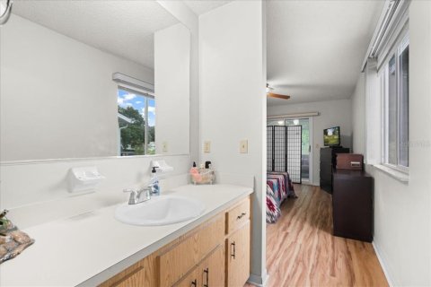 House in Ocala, Florida 2 bedrooms, 121.33 sq.m. № 1914244 - photo 20