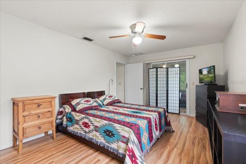 House in Ocala, Florida 2 bedrooms, 121.33 sq.m. № 1914244 - photo 17