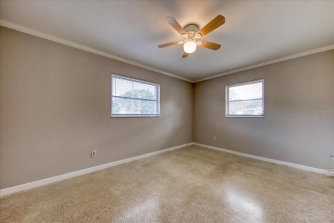 House in Belleair Bluffs, Florida 3 bedrooms, 157.93 sq.m. № 2393500 - photo 17