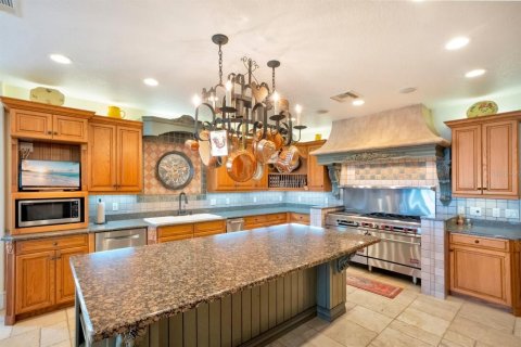 House in Auburndale, Florida 5 bedrooms, 669.64 sq.m. № 2097416 - photo 18